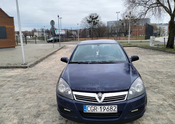 Opel Astra cena 10900 przebieg: 266000, rok produkcji 2006 z Grudziądz małe 121